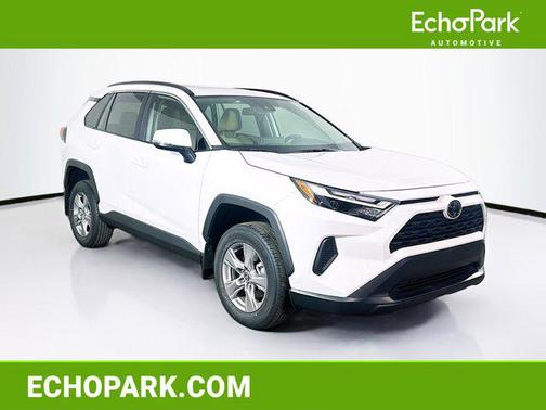 Ice Cap 2025 Toyota RAV4 XLE