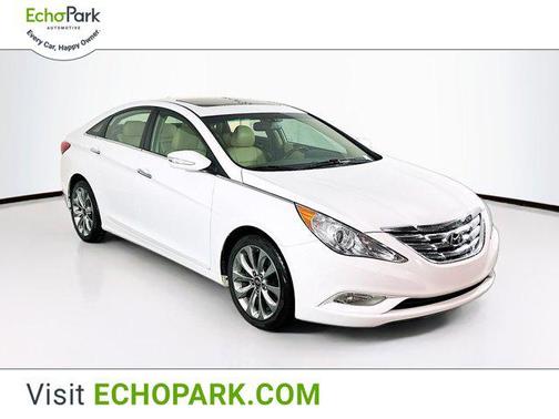 2011 Hyundai SONATA Limited 2.0T