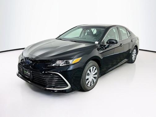 Midnight Black Metallic 2021 Toyota Camry LE