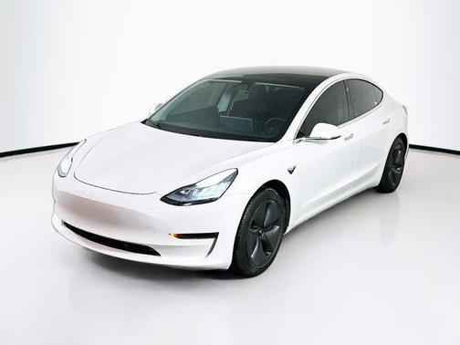 2020 Tesla Model 3 Standard Range Plus