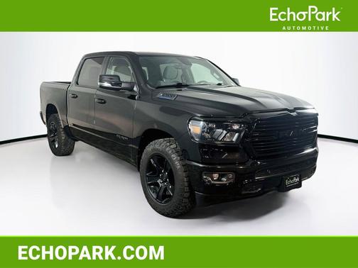 Diamond Black Crystal Pearlcoat 2023 RAM 1500 Big Horn/Lone Star