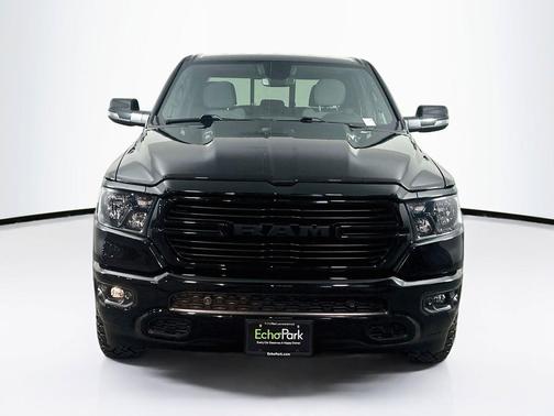 Diamond Black Crystal Pearlcoat 2023 RAM 1500 Big Horn/Lone Star