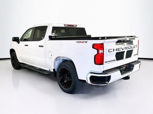 Summit White 2021 Chevrolet Silverado 1500 Custom