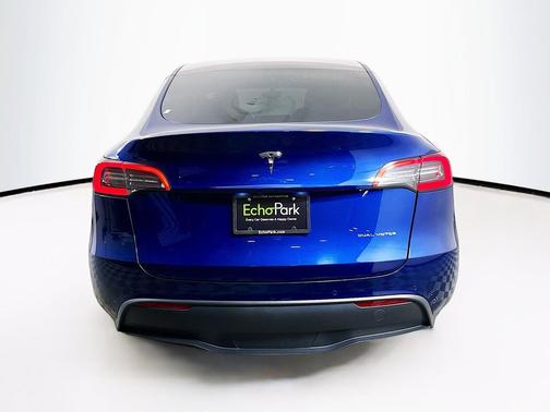 Deep Blue Metallic 2022 Tesla Model Y Long Range Dual Motor All-Wheel Drive