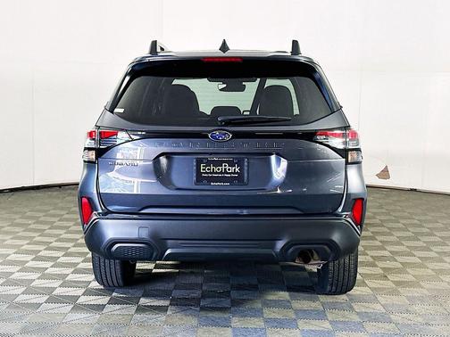 Magnetite Gray Metallic 2025 Subaru Forester Premium