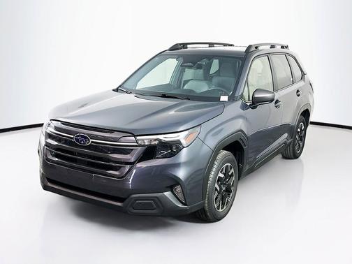 Magnetite Gray Metallic 2025 Subaru Forester Premium