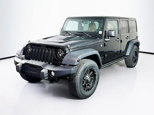 Black Clearcoat 2013 Jeep Wrangler Unlimited Moab