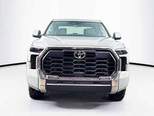 Ice Cap 2023 Toyota Tundra SR5
