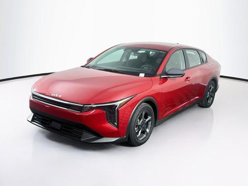 Currant Red 2025 Kia K4 LXS