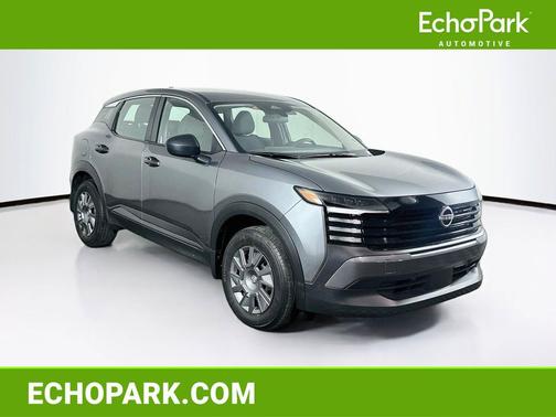 Gun Metallic 2025 Nissan Kicks S