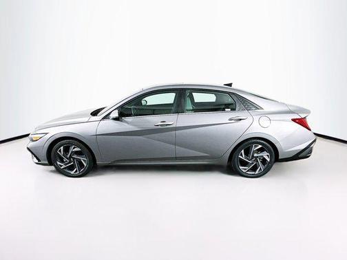 2025 Hyundai ELANTRA HEV Limited
