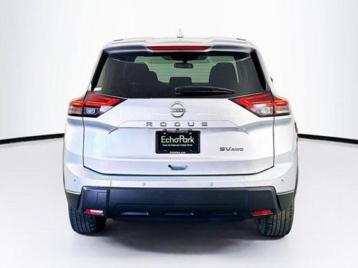Brilliant Silver Metallic 2024 Nissan Rogue SV