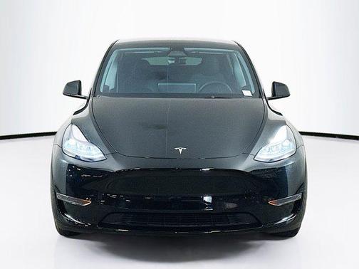 2024 Tesla Model Y Long Range Single Motor Rear-Wheel Drive