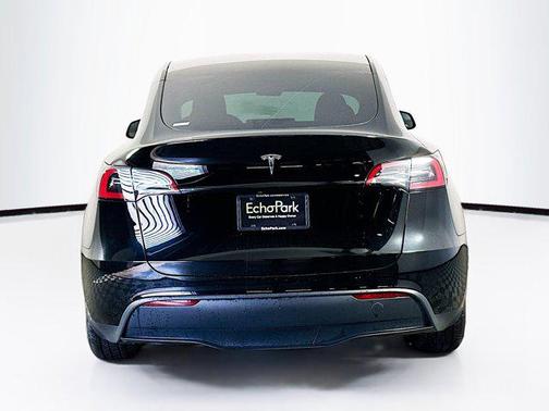 2024 Tesla Model Y Long Range Single Motor Rear-Wheel Drive