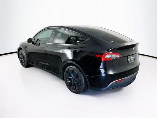 2024 Tesla Model Y Long Range Single Motor Rear-Wheel Drive