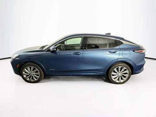 Ocean Blue Metallic 2025 Buick Envista Avenir FWD