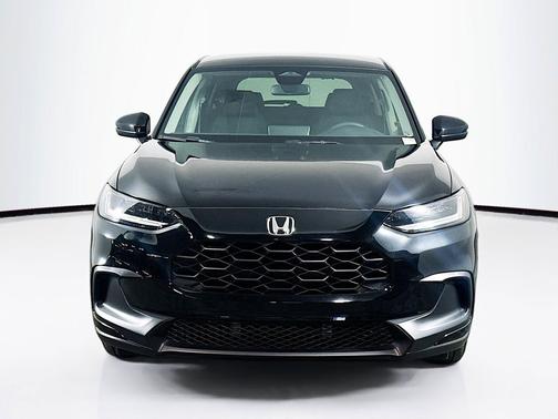 Crystal Black Pearl 2025 Honda HR-V LX