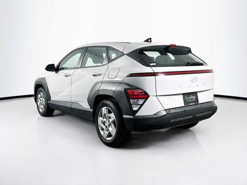 2024 Hyundai KONA SE