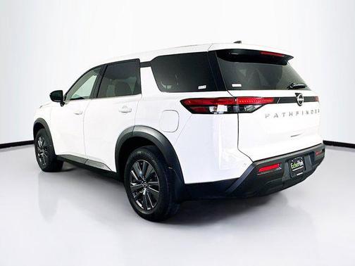 2024 Nissan Pathfinder S FWD