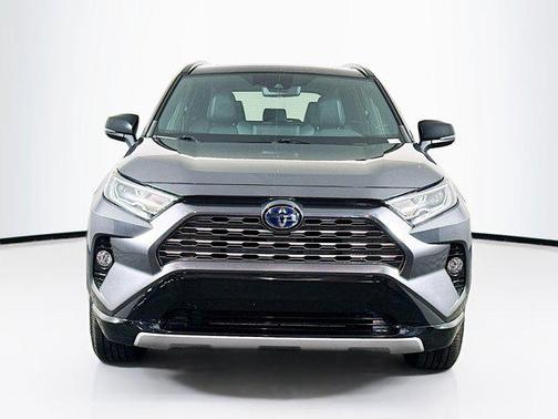 2021 Toyota RAV4 Hybrid SE