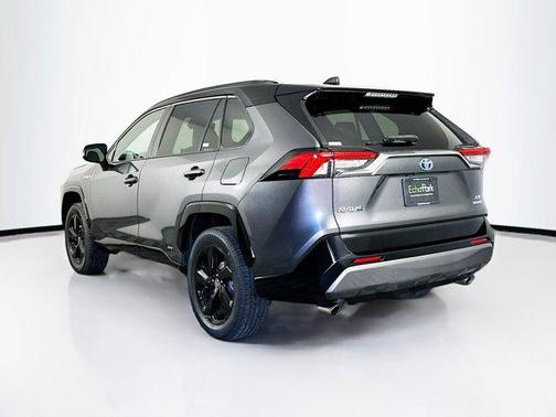 2021 Toyota RAV4 Hybrid SE