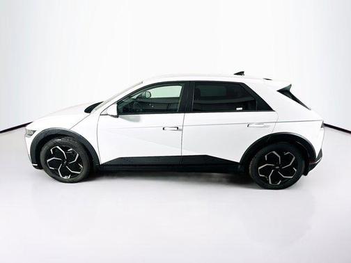 2024 Hyundai IONIQ 5 SE