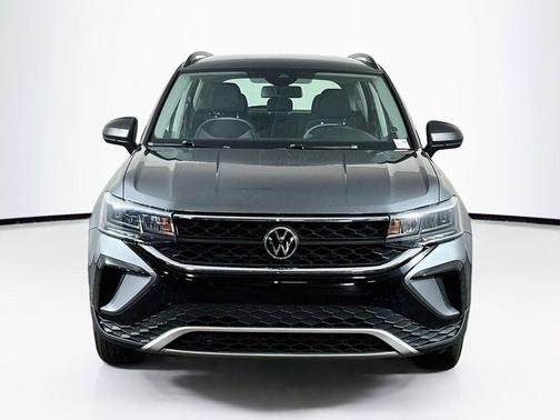 Platinum Gray Metallic 2022 Volkswagen Taos 1.5T S