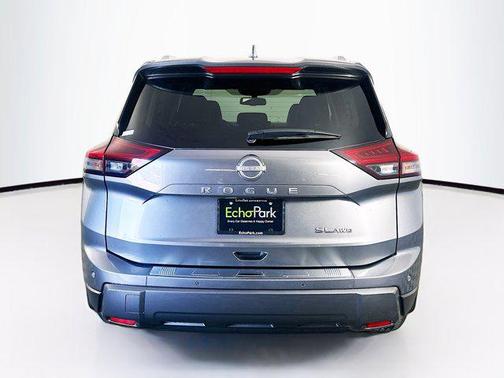 Gun Metallic 2025 Nissan Rogue SL
