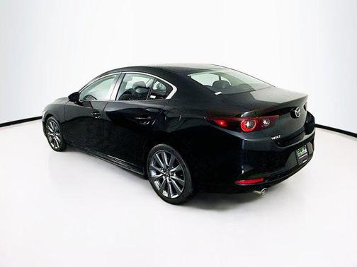 2024 Mazda Mazda3 FWD w/Preferred Package