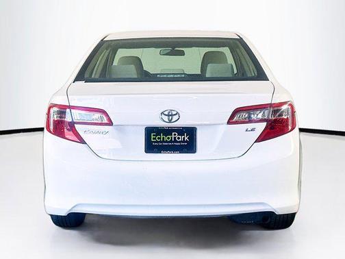 2013 Toyota Camry LE