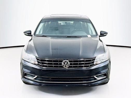 2019 Volkswagen Passat 2.0T Wolfsburg Edition