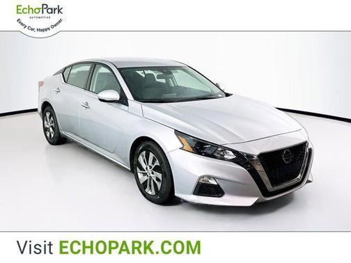 2022 Nissan Altima S FWD