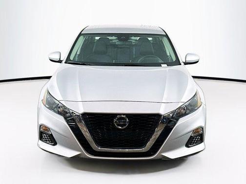 2022 Nissan Altima S FWD