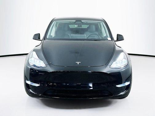 2024 Tesla Model Y Long Range Dual Motor All-Wheel Drive