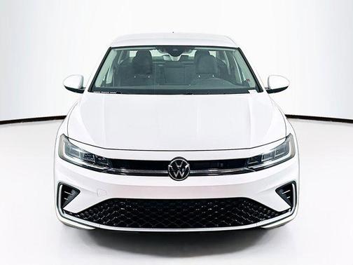 Pure White 2025 Volkswagen Jetta 1.5T S