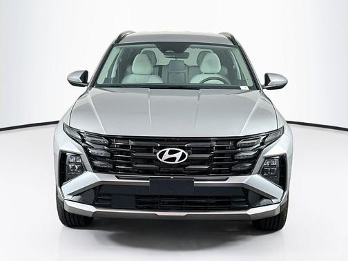 Shimmering Silver 2025 Hyundai TUCSON SEL