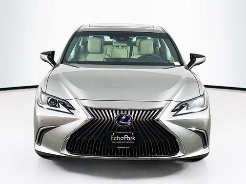 2021 Lexus ES 300h Luxury