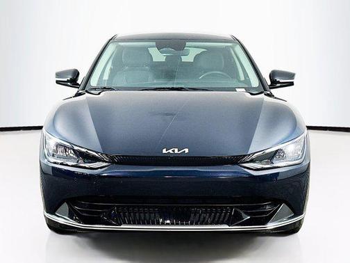 2023 Kia EV6 Wind