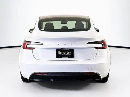 Pearl White Multi-Coat 2025 Tesla Model 3 Long Range