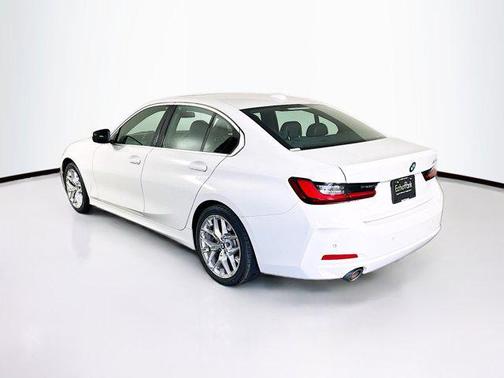 2025 BMW 330 330i