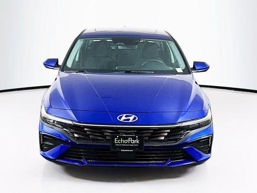 2025 Hyundai ELANTRA SEL