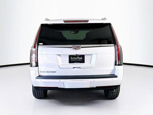 Crystal White Tricoat 2016 Cadillac Escalade Premium