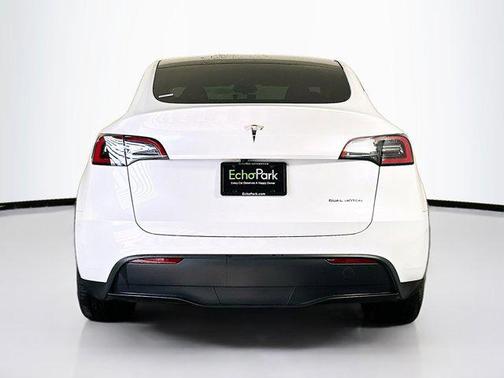 2025 Tesla Model Y Long Range Dual Motor All-Wheel Drive