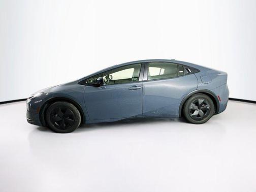2023 Toyota Prius LE
