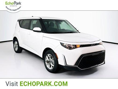 2024 Kia Soul LX
