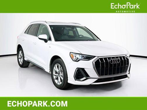 Navarra Blue Metallic 2024 Audi Q3 Premium 45 TFSI S line quattro Tiptronic
