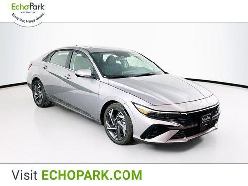 2025 Hyundai ELANTRA SEL