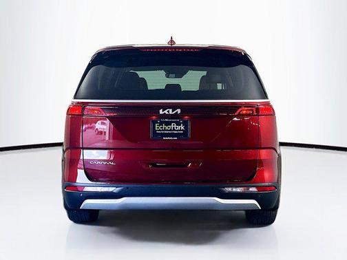 2023 Kia Carnival EX
