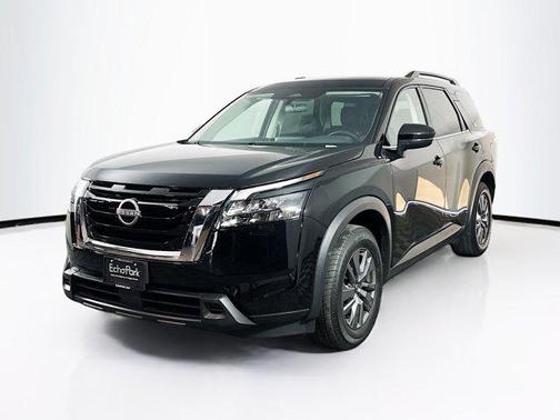2024 Nissan Pathfinder SV 4WD
