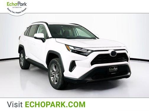 2024 Toyota RAV4 Hybrid XLE